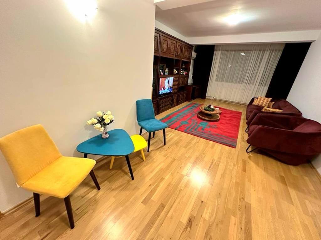 Centru Unirii Luxury Vip Apartament 2 Camere 98 Mp ! Parcare Subterana Privata Incalzita Iarna Si Climatizata Vara Doar Cu Rezervare In Limita Locurilor Disponibile ! Proprietate In Regim Hoteliep - Nu Are Bucatarie ! بوخارست المظهر الخارجي الصورة
